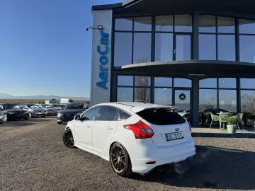 FORD FOCUS    INTERIOR RECARO