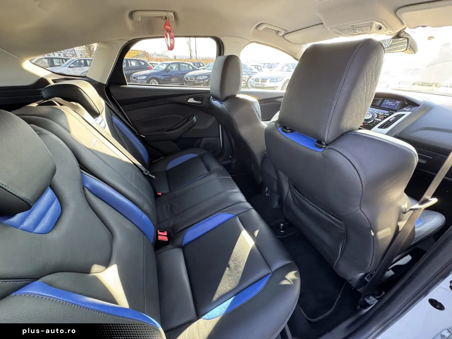 FORD FOCUS    INTERIOR RECARO