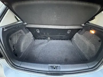 VOLKSWAGEN POLO    1.2    EURO 5