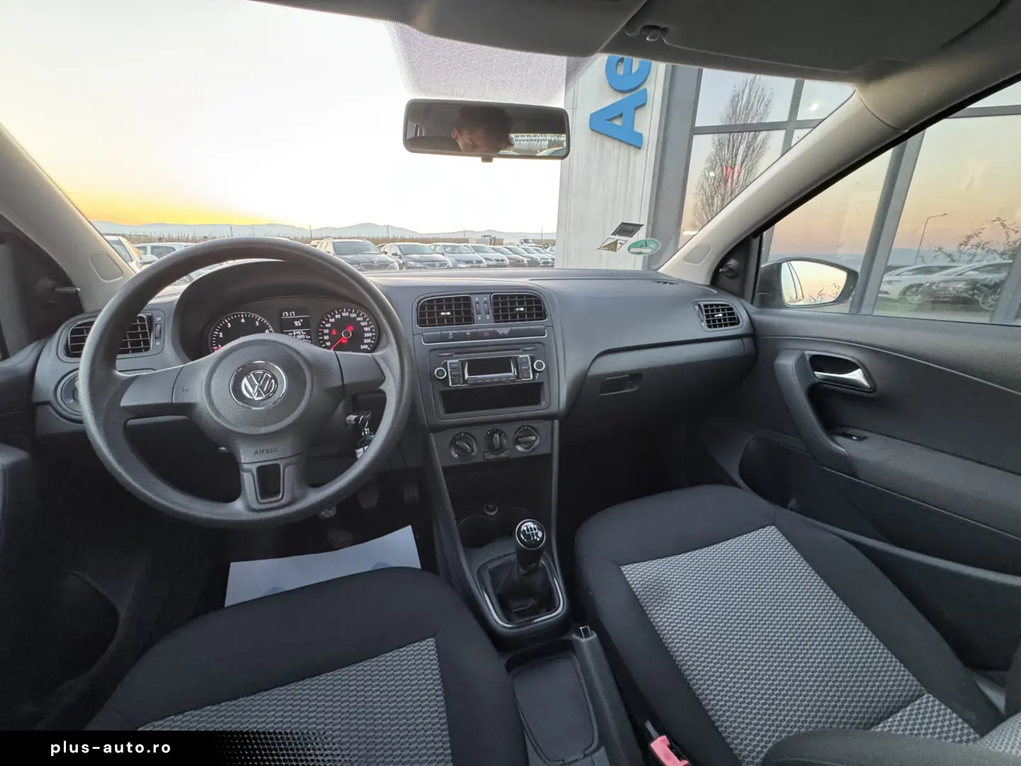 VOLKSWAGEN POLO    1.2    EURO 5