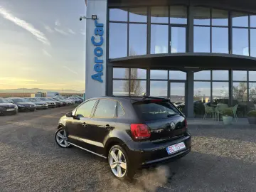 VOLKSWAGEN POLO    1.2 TSI    NAVIGATIE