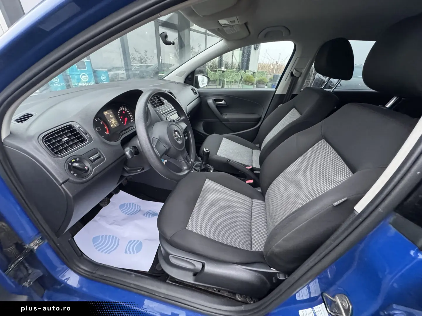 VOLKSWAGEN POLO    1.2    EURO 5