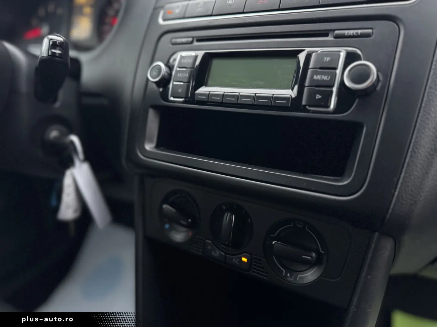 VOLKSWAGEN POLO    1.2    EURO 5