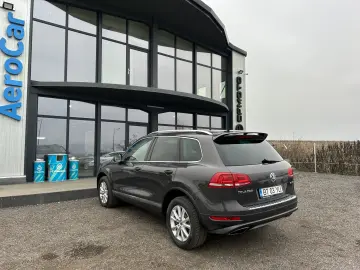 VOLKSWAGEN TOUAREG    3.0