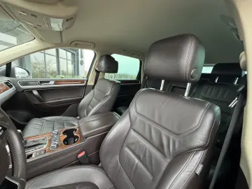 VOLKSWAGEN TOUAREG    3.0