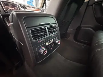 VOLKSWAGEN TOUAREG    3.0