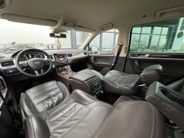 VOLKSWAGEN TOUAREG    3.0