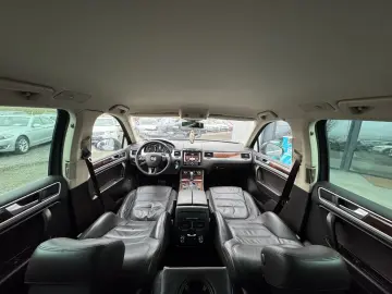 VOLKSWAGEN TOUAREG    3.0