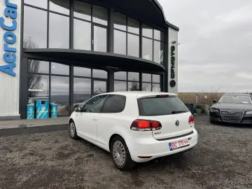 VOLKSWAGEN GOLF VI    AUTOMAT