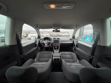 VOLKSWAGEN GOLF VI    AUTOMAT