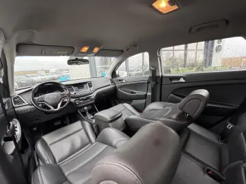 HYUNDAI TUCSON    1.7d    AUTOMAT