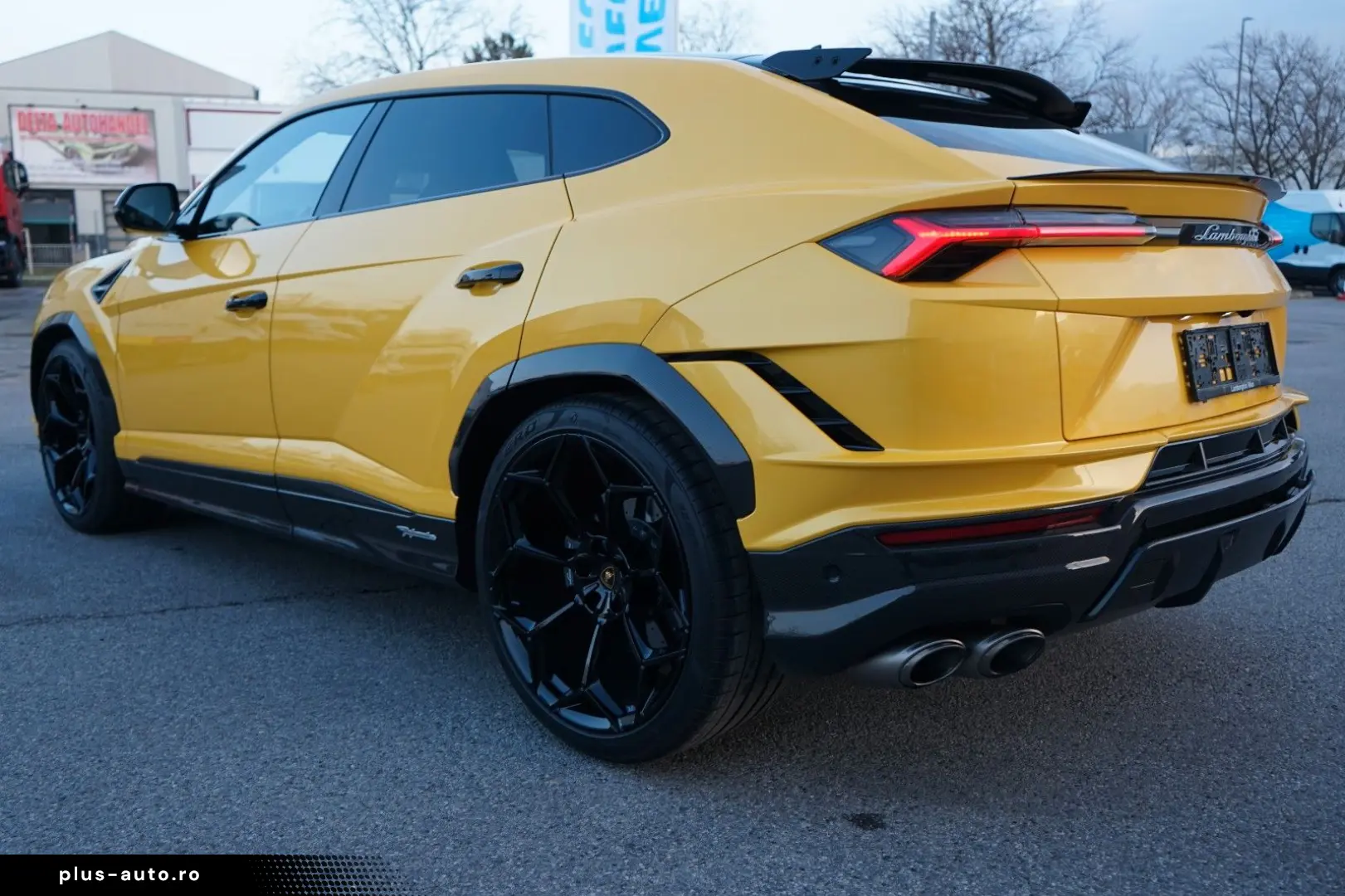 LAMBORGHINI Urus 4.0 V8 Performante Voll Carbon Alcantara