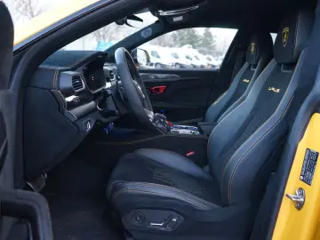 LAMBORGHINI Urus 4.0 V8 Performante Voll Carbon Alcantara