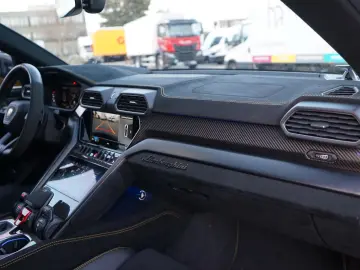 LAMBORGHINI Urus 4.0 V8 Performante Voll Carbon Alcantara