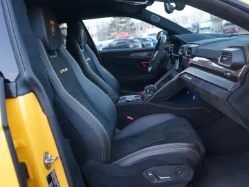 LAMBORGHINI Urus 4.0 V8 Performante Voll Carbon Alcantara