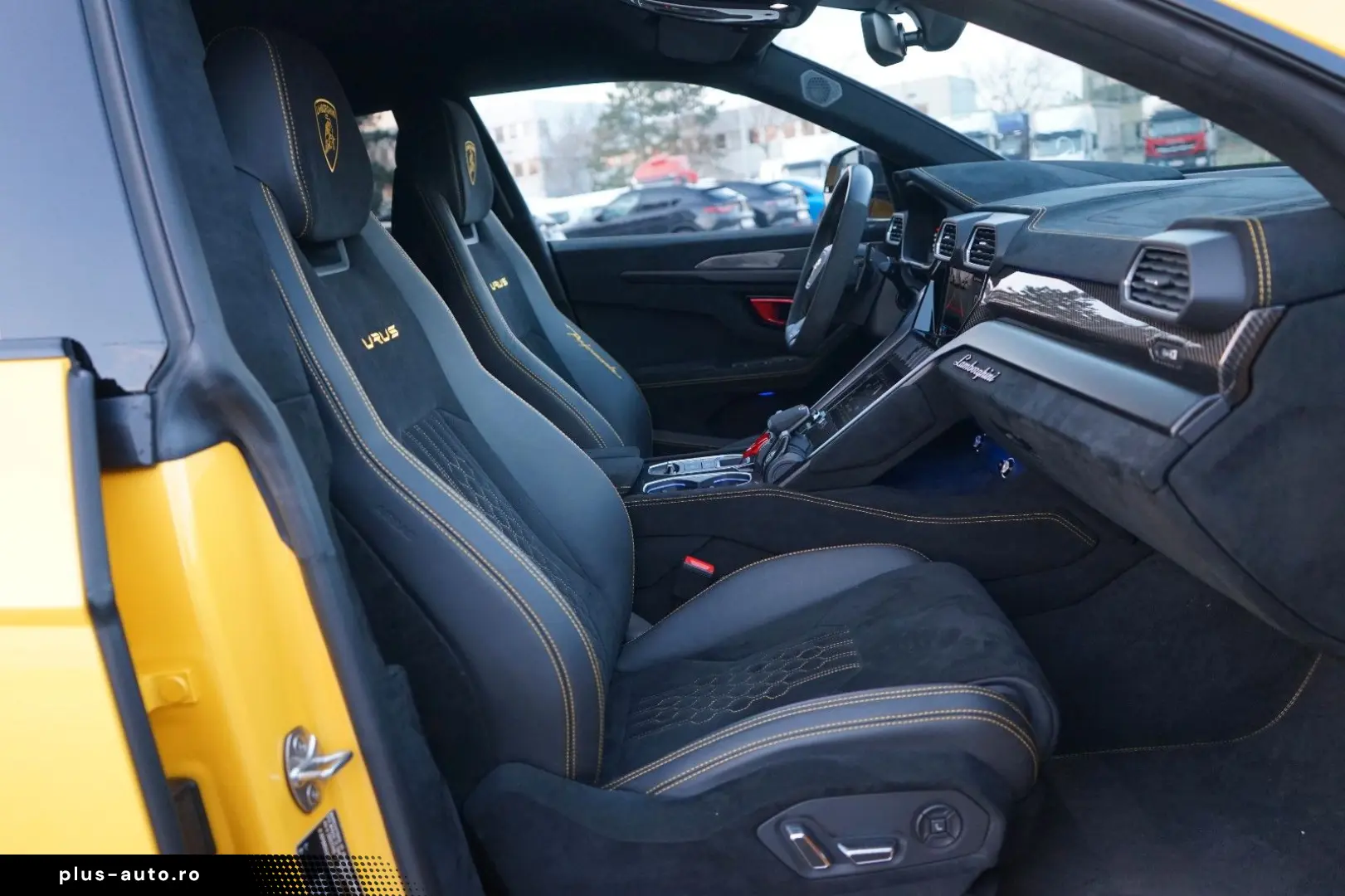 LAMBORGHINI Urus 4.0 V8 Performante Voll Carbon Alcantara