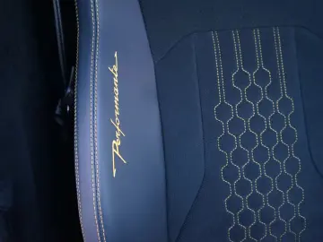 LAMBORGHINI Urus 4.0 V8 Performante Voll Carbon Alcantara