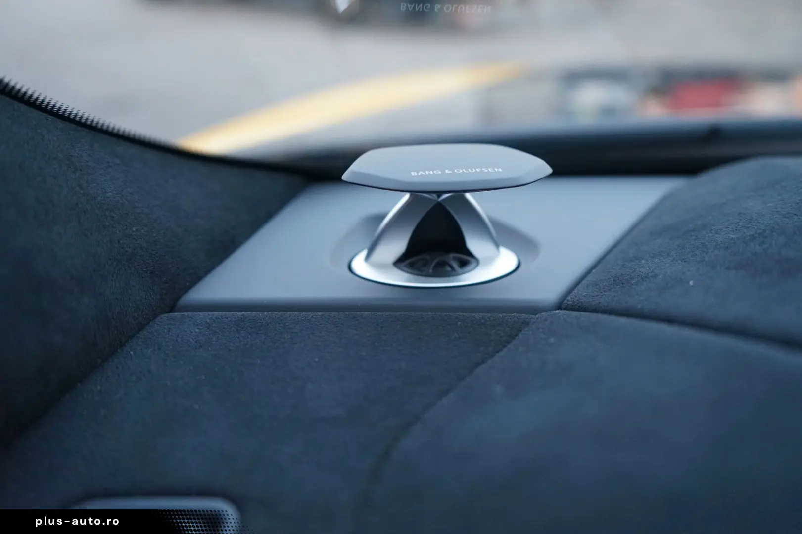 LAMBORGHINI Urus 4.0 V8 Performante Voll Carbon Alcantara