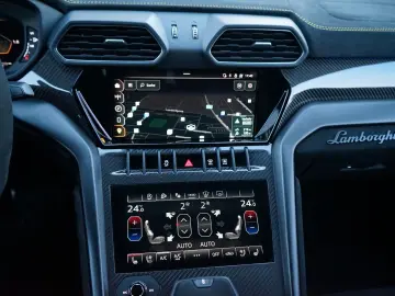 LAMBORGHINI Urus 4.0 V8 Performante Voll Carbon Alcantara
