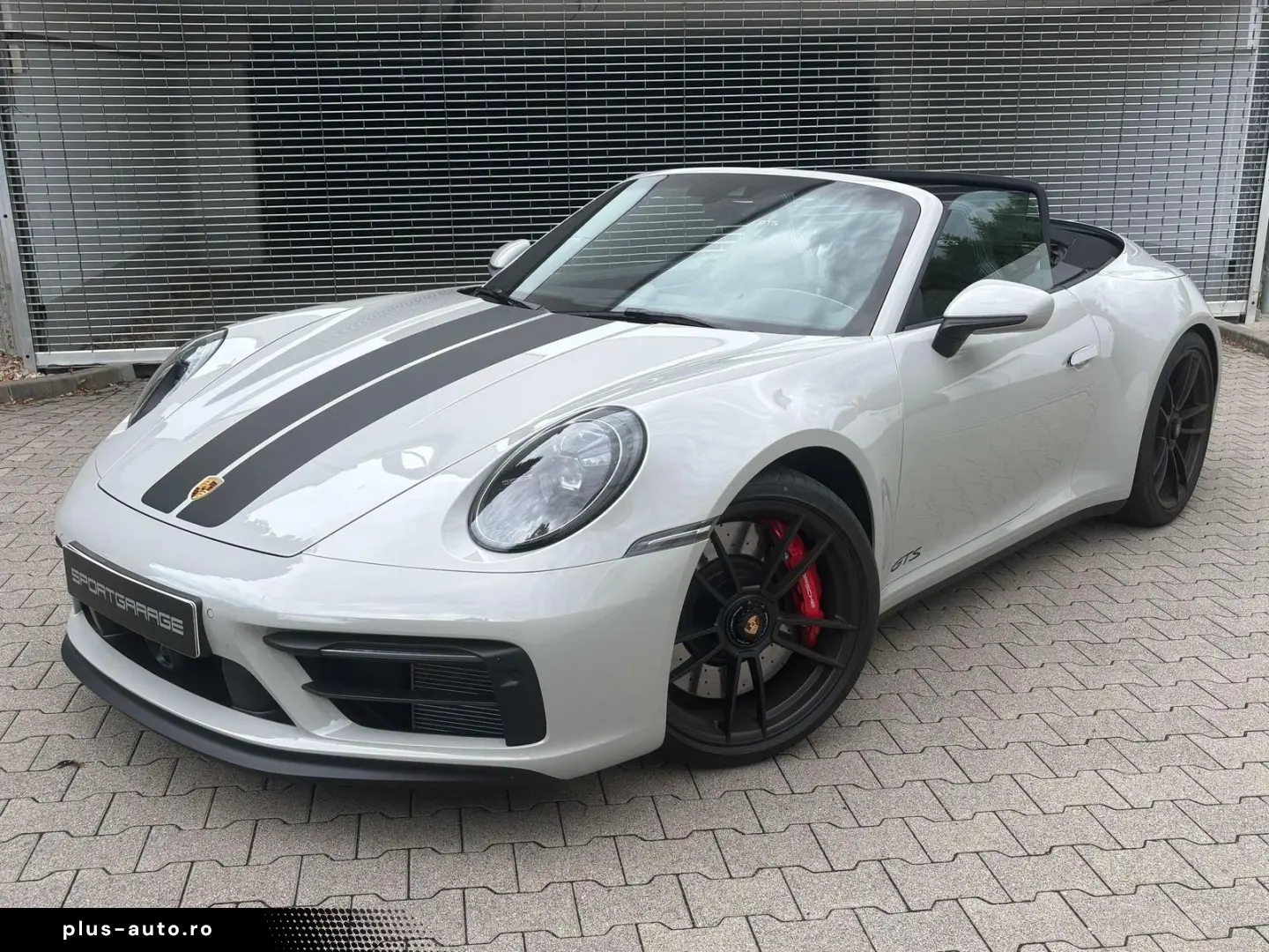 PORSCHE 992 Carrera 4 GTS Cab. Lift Inno Matrix Bose 18-