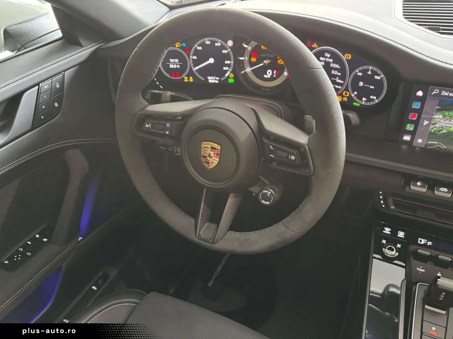 PORSCHE 992 Carrera 4 GTS Cab. Lift Inno Matrix Bose 18-