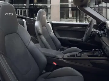 PORSCHE 992 Carrera 4 GTS Cab. Lift Inno Matrix Bose 18-