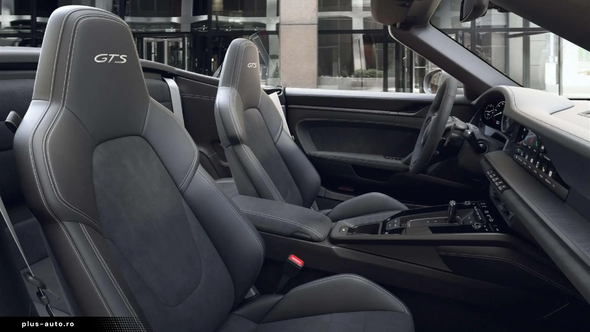 PORSCHE 992 Carrera 4 GTS Cab. Lift Inno Matrix Bose 18-