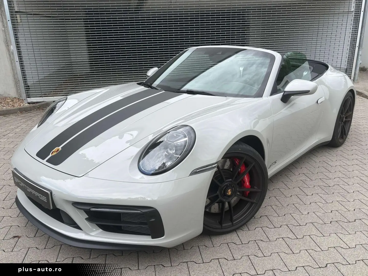 PORSCHE 992 Carrera 4 GTS Cab. Lift Inno Matrix Bose 18-