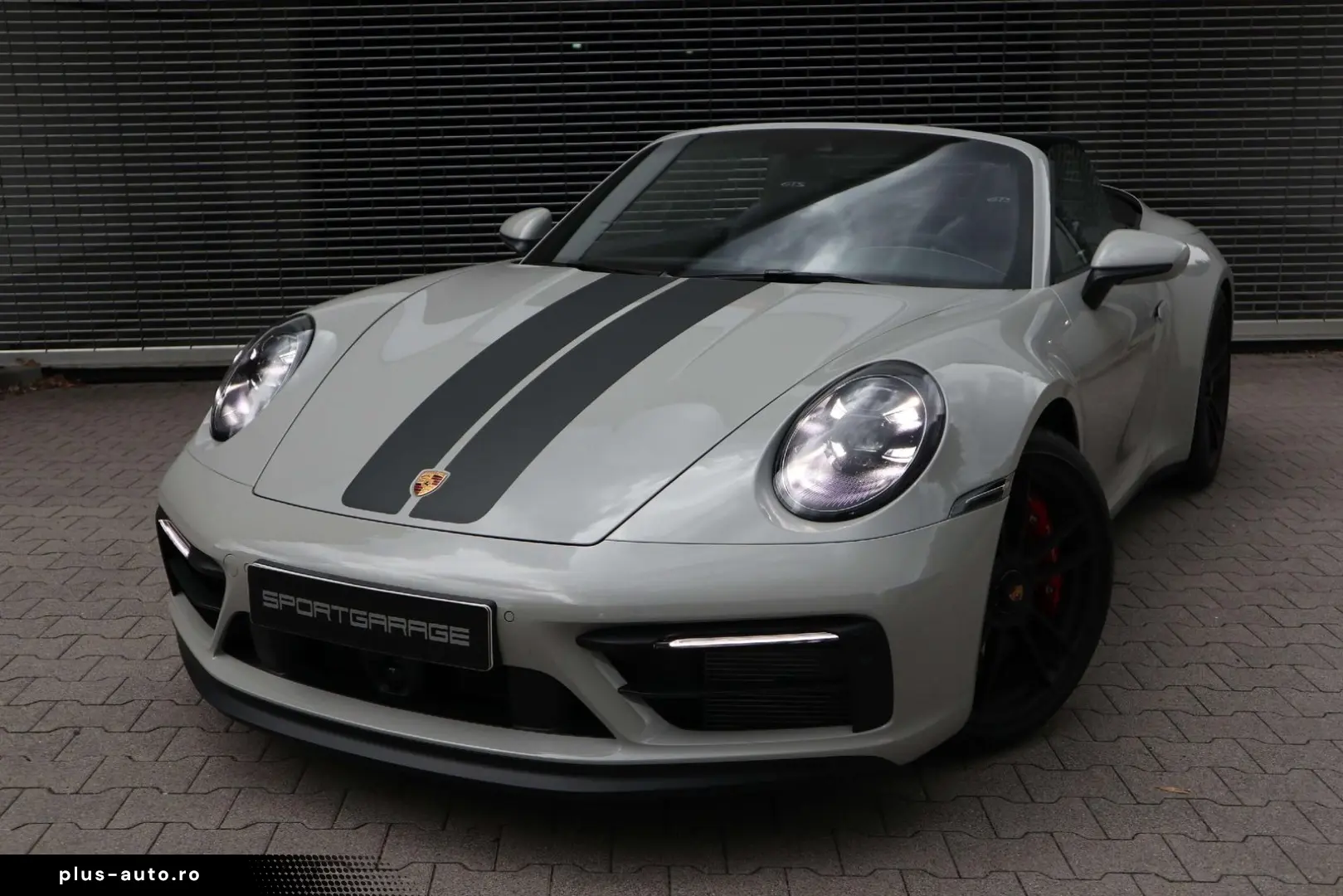 PORSCHE 992 Carrera 4 GTS Cab. Lift Inno Matrix Bose 18-