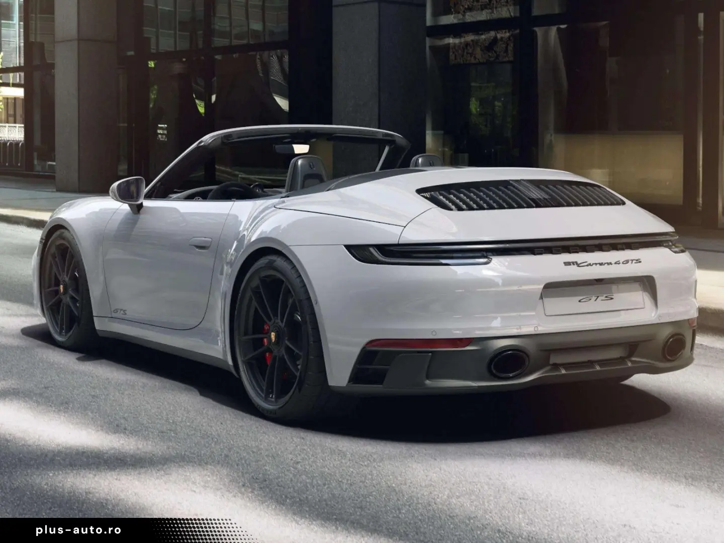 PORSCHE 992 Carrera 4 GTS Cab. Lift Inno Matrix Bose 18-