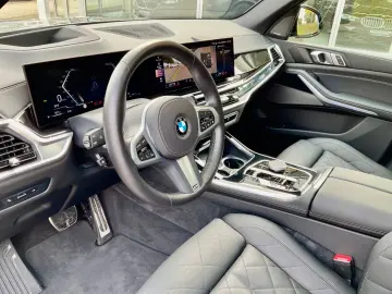 BMW X5 30 d xDrive M Sportpaket AHK Sky Lounge Stand