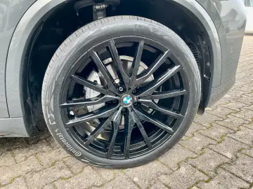 BMW X5 30 d xDrive M Sportpaket AHK Sky Lounge Stand