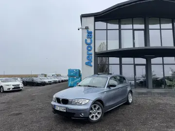 BMW 120i    DUBLU CLIMA