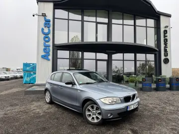 BMW 120i    DUBLU CLIMA