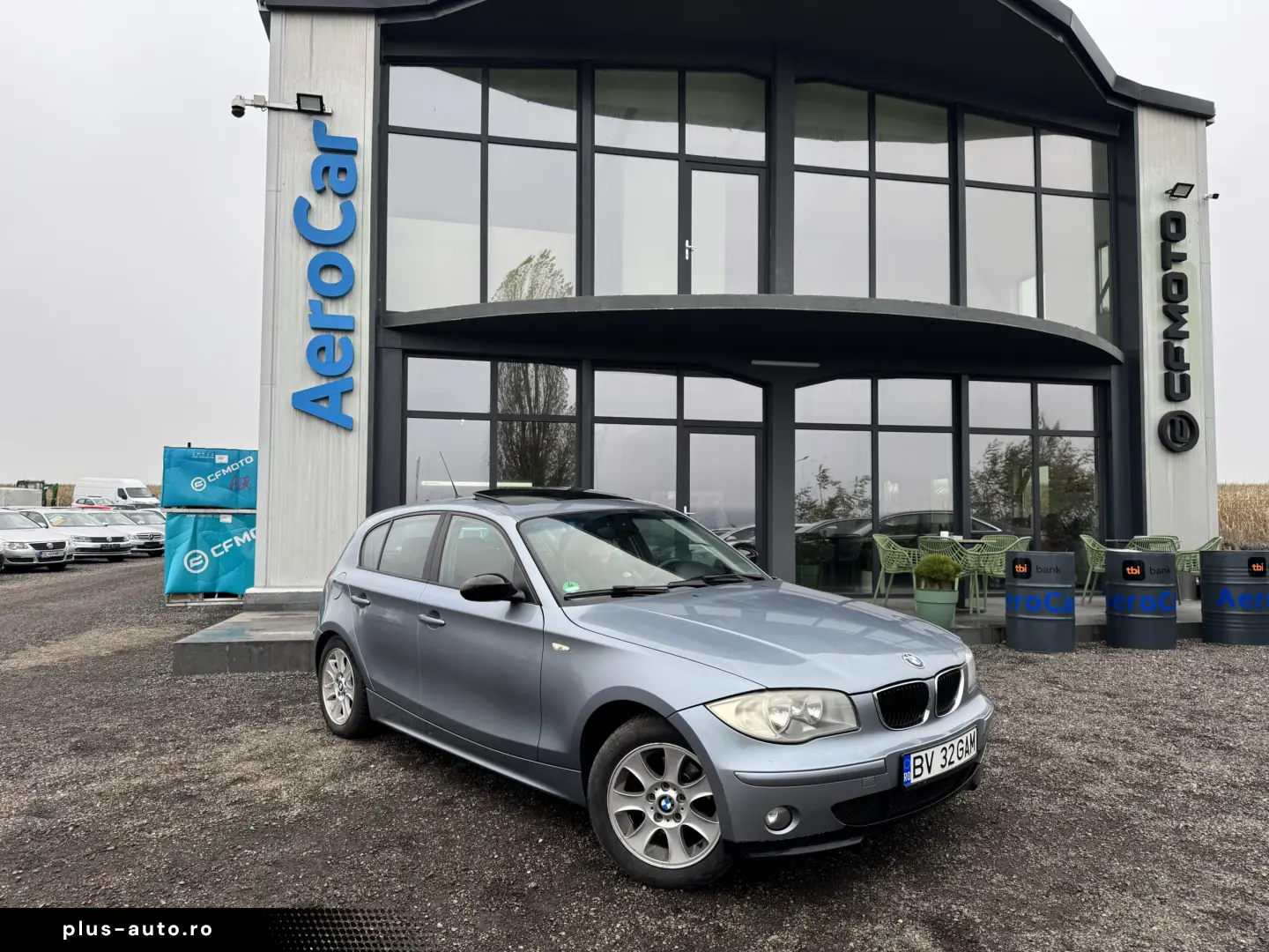 BMW 120i    DUBLU CLIMA