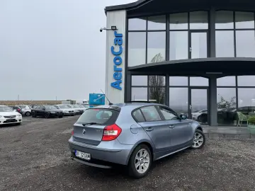 BMW 120i    DUBLU CLIMA