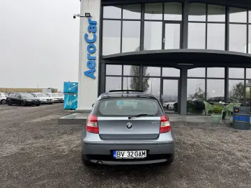 BMW 120i    DUBLU CLIMA