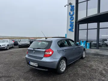 BMW 120i    DUBLU CLIMA