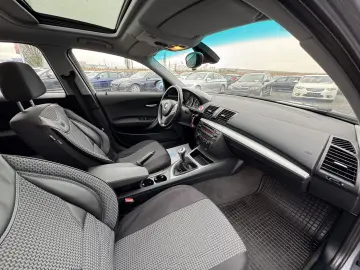 BMW 120i    DUBLU CLIMA