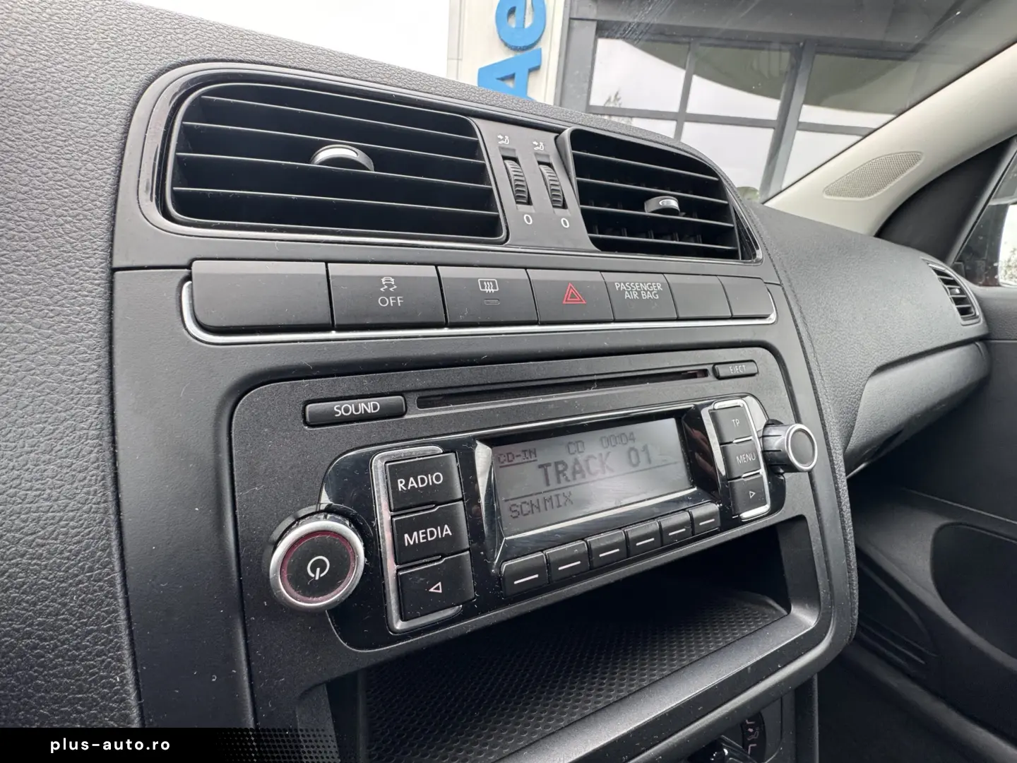 VOLKSWAGEN POLO    1.2 TSI