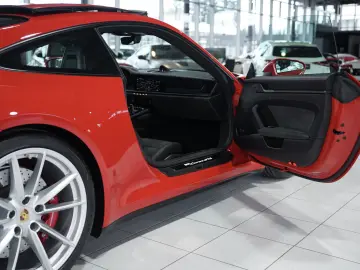 PORSCHE 911 (992) Carrera GTS 2.H  Approved  GSD  Chrono