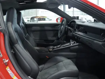 PORSCHE 911 (992) Carrera GTS 2.H  Approved  GSD  Chrono