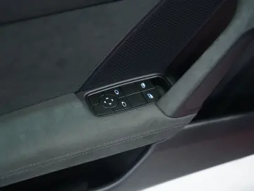 PORSCHE 911 (992) Carrera GTS 2.H  Approved  GSD  Chrono