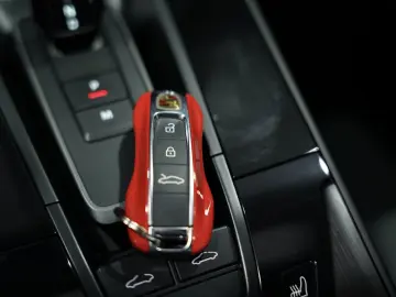 PORSCHE 911 (992) Carrera GTS 2.H  Approved  GSD  Chrono