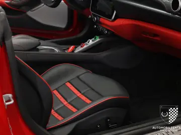 FERRARI Portofino M
