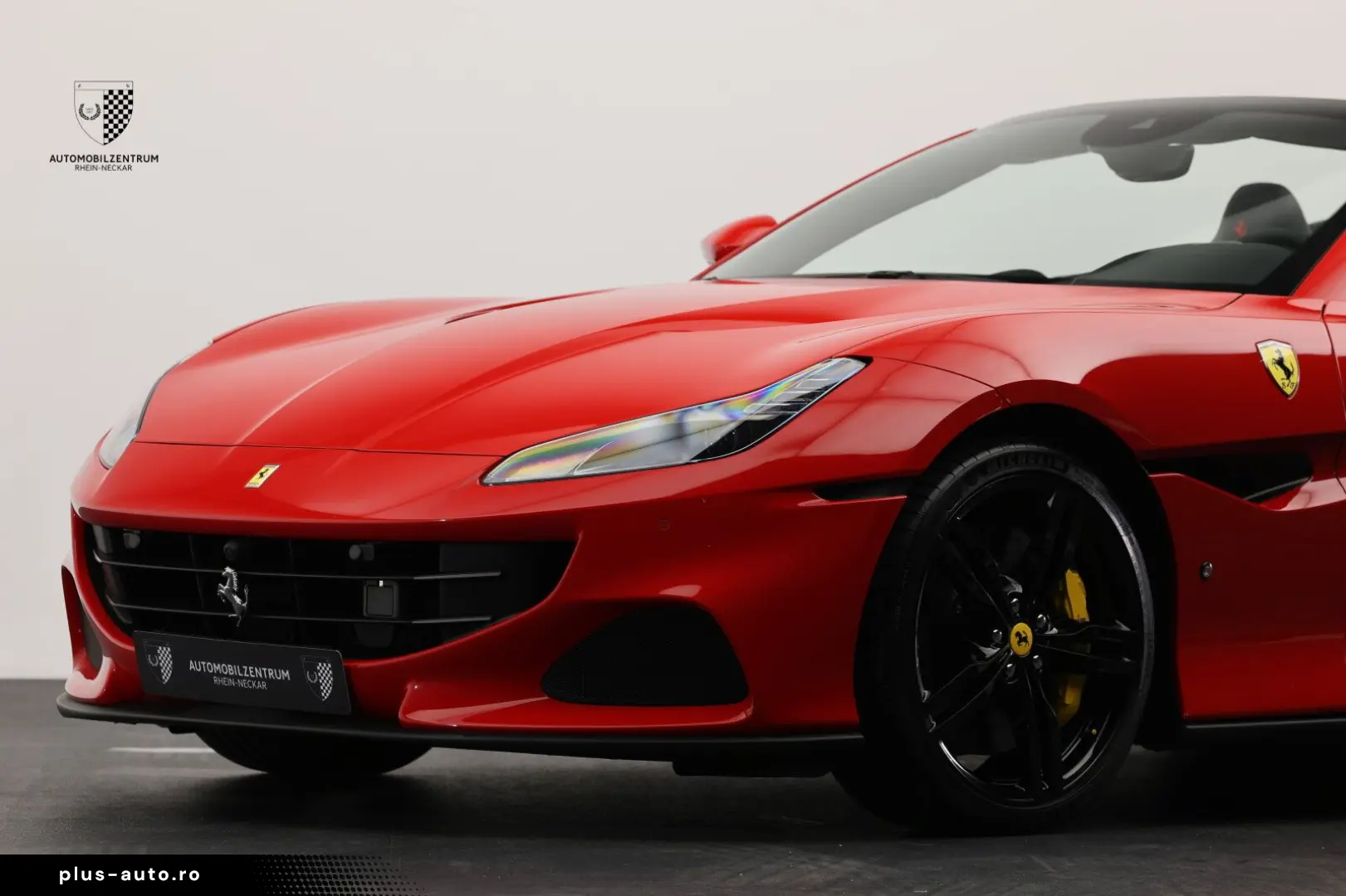 FERRARI Portofino M