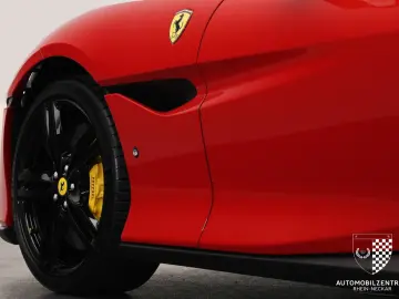 FERRARI Portofino M