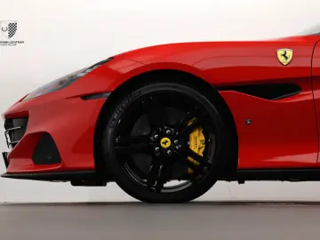FERRARI Portofino M