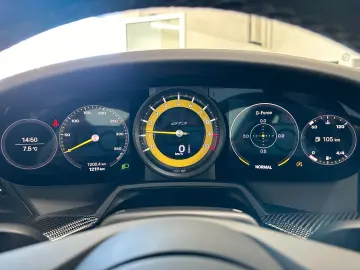 PORSCHE 992 GT3 Clubsport Lifting Navi LED 1.Hand
