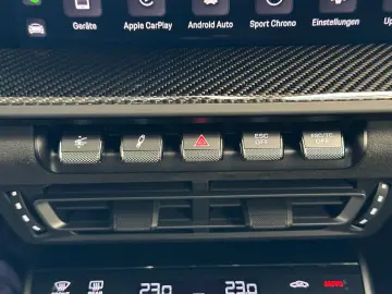 PORSCHE 992 GT3 Clubsport Lifting Navi LED 1.Hand